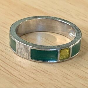 Avon Stackable Enamel Silver Plated Ring Band Green Yellow Enamel Inlay Size 7.5